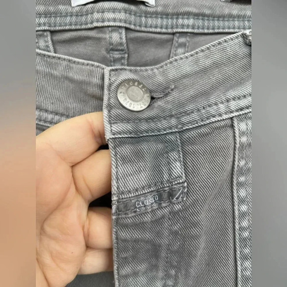 Closed  Francesca Moto Cropped  Jeans size 30 - Picture 7 of 11